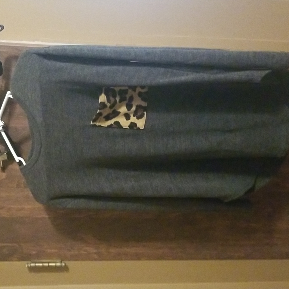 Hunter green with leopard pocket